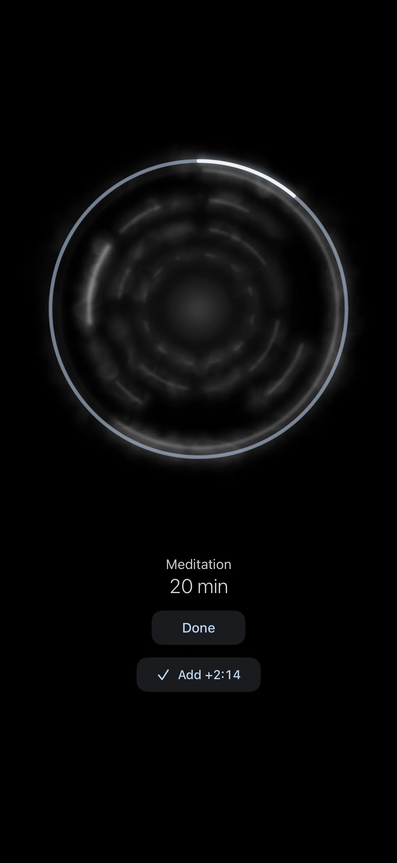 Na de bel: een volle ring van licht, 20 minuten meditatie, met de keuze om af te sluiten of de extra minuten toe te voegen.